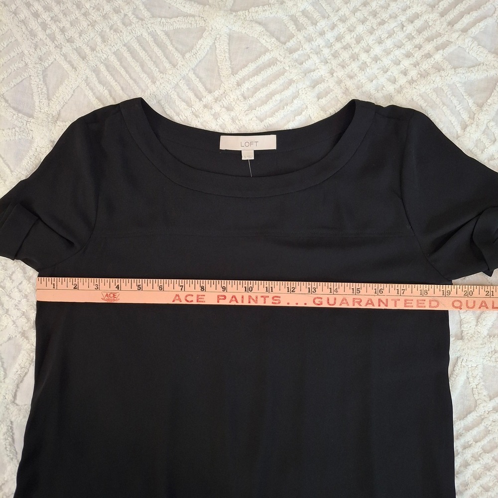 LOFT Women's Small Black Short Sleeve Cuffed Crew Neck Chiffon Blouse Top NWT - Picture 3 of 7